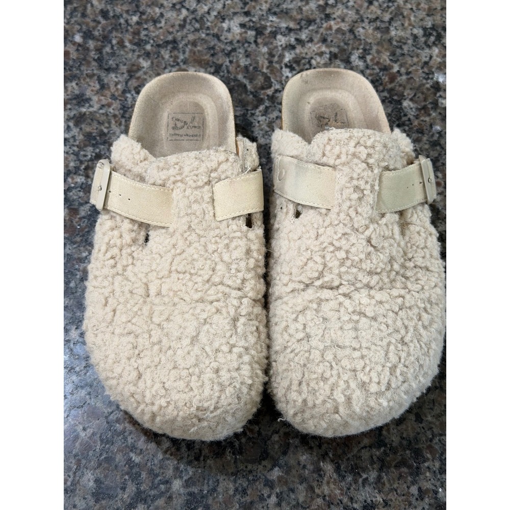 Dirty Laundry Sherpa Faux Fur Clogs Cream Beige Platform Mules MCW-001 Size 7.5
